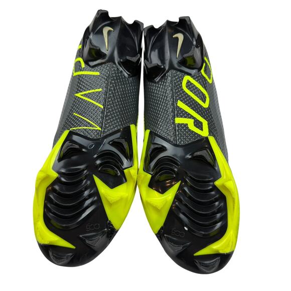 Nike Vapor Soccer Cleats Size 7